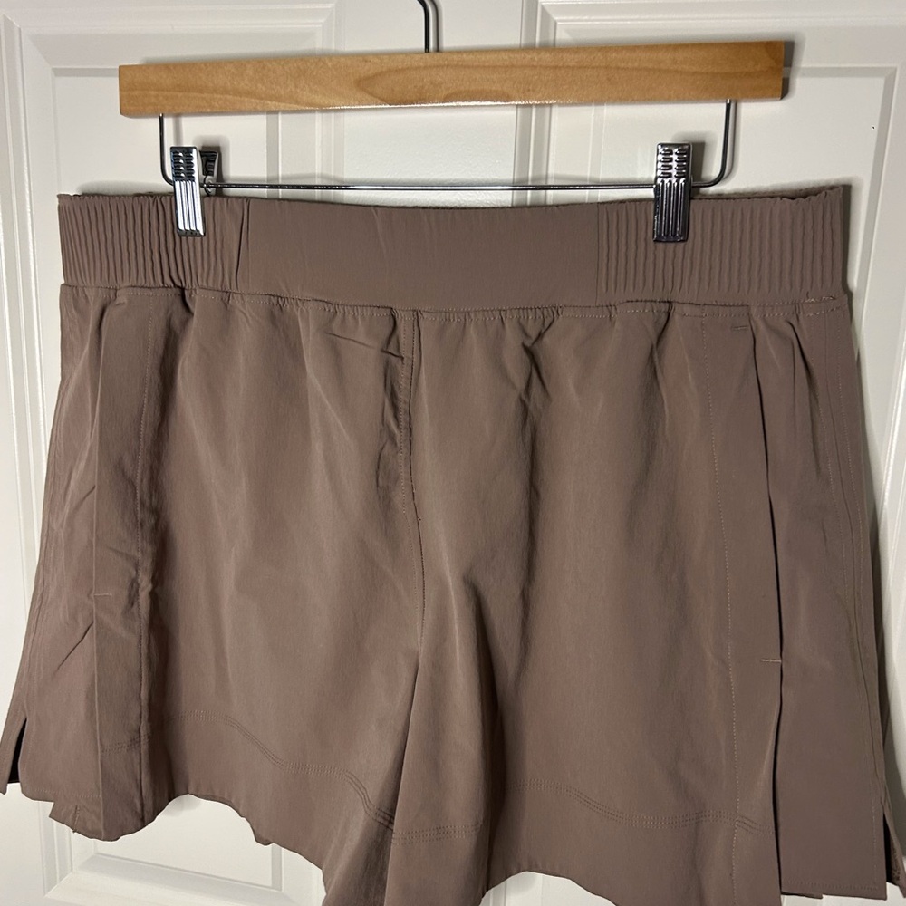 lululemon athletica Brown Athletic Shorts - Picture 2 of 5